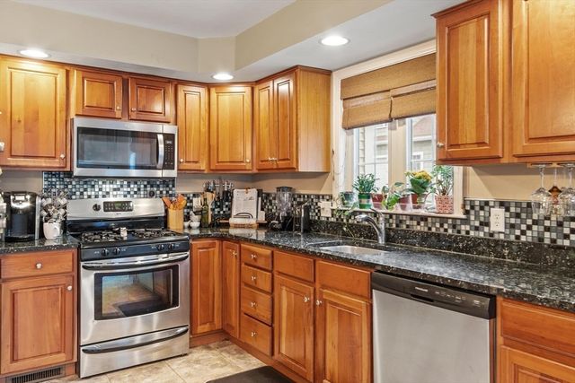 53 Baldwin Rd 1003, Billerica, MA 01821
