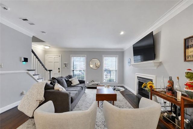55 Mount Vernon Circle, Atlanta, GA 30338