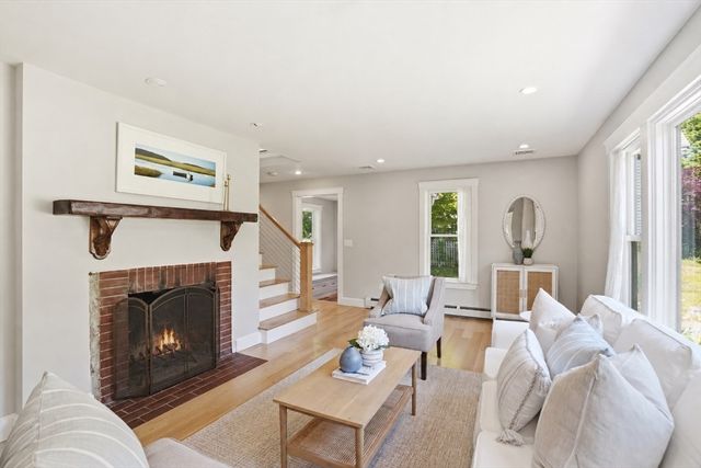 300 Gannett Rd, Scituate, MA 02066