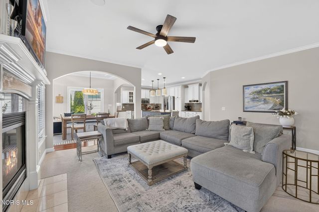 7559 Olympic Parkway, Sylvania, OH 43560