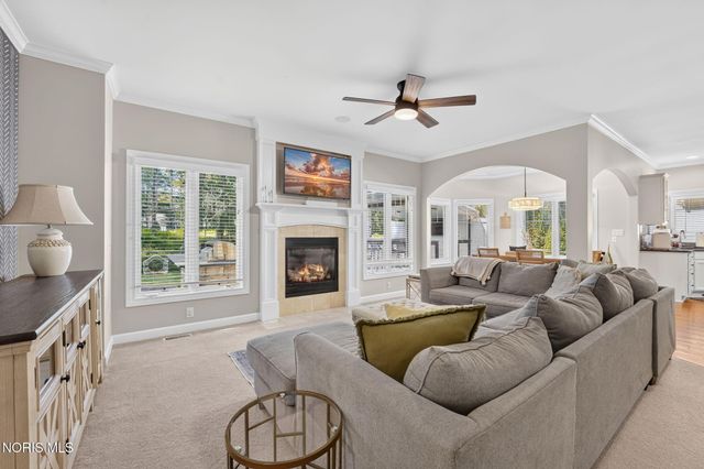 7559 Olympic Parkway, Sylvania, OH 43560