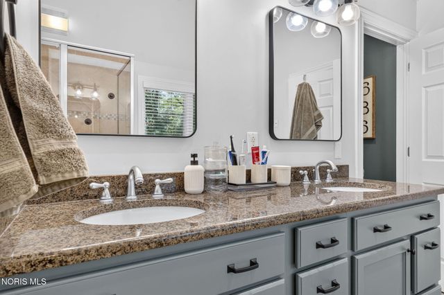 7559 Olympic Parkway, Sylvania, OH 43560