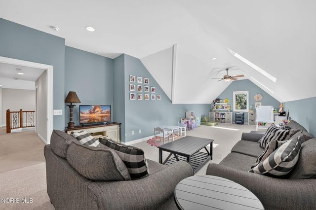 7559 Olympic Parkway, Sylvania, OH 43560
