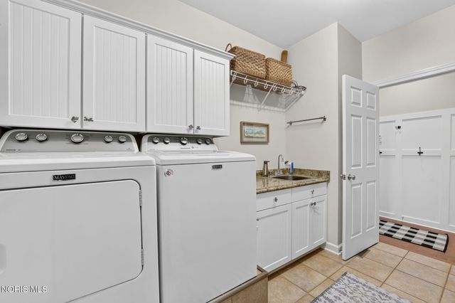7559 Olympic Parkway, Sylvania, OH 43560