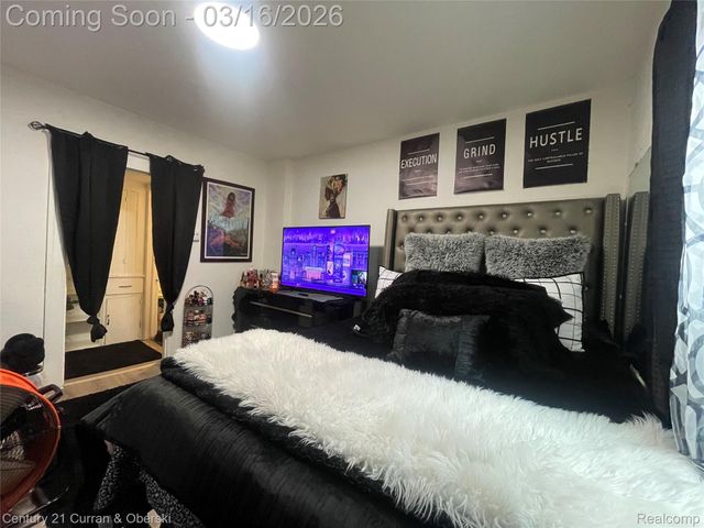 162 Perkins Street, Pontiac, MI 48342