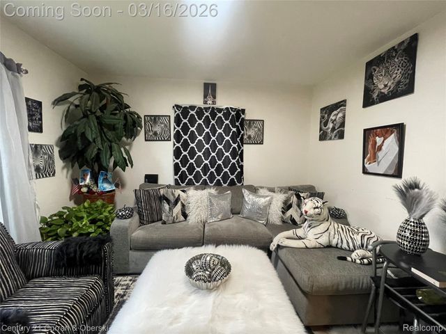 162 Perkins Street, Pontiac, MI 48342