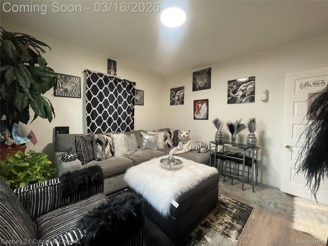 162 Perkins Street, Pontiac, MI 48342