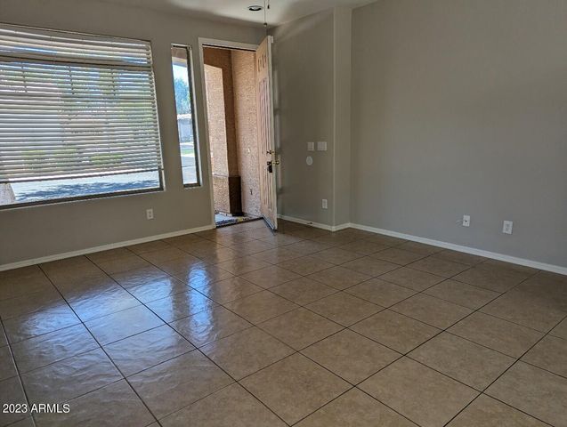 1209 S ROGER Way, Chandler, AZ 85286