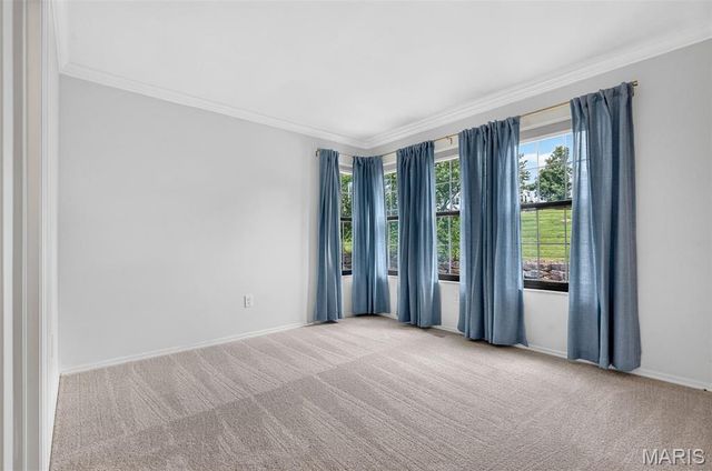 440 Meramec Way, St Charles, MO 63303