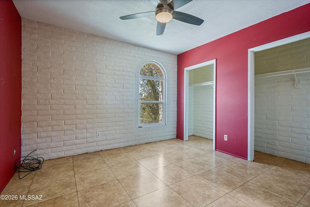 1824 W Caravelle Road, Tucson, AZ 85713