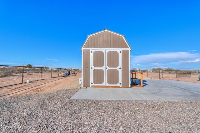 7972 W CABALLO Circle, Arizona City, AZ 85123