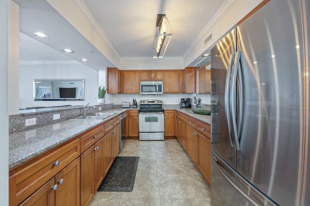 1328 Miracle Strip Parkway, 402, Fort Walton Beach, FL 32548