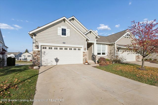 7537 Roxborough Lane 30, Grand Ledge, MI 48837