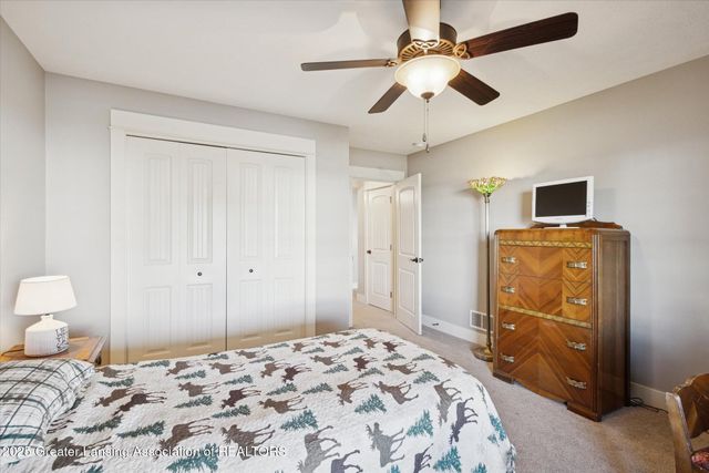 7537 Roxborough Lane 30, Grand Ledge, MI 48837