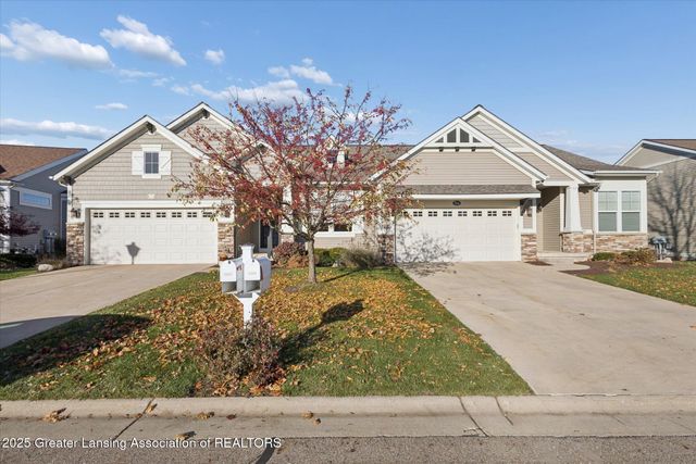 7537 Roxborough Lane 30, Grand Ledge, MI 48837