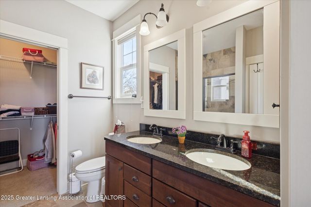 7537 Roxborough Lane 30, Grand Ledge, MI 48837