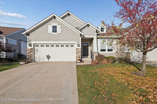 7537 Roxborough Lane 30, Grand Ledge, MI 48837