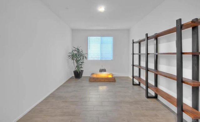 11912 Olivine Road, Victorville, CA 92392