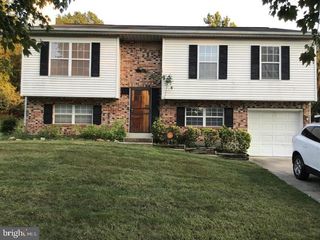 7719 WILLOW HILL DR, Landover, MD 20785