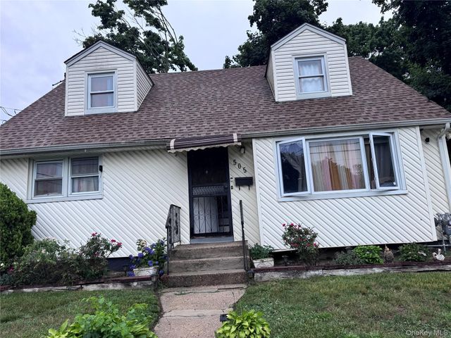 505 Emerson Street, Uniondale, NY 11553