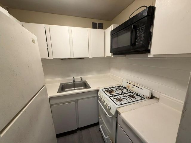 215 Piedmont Avenue NE 605, Atlanta, GA 30308