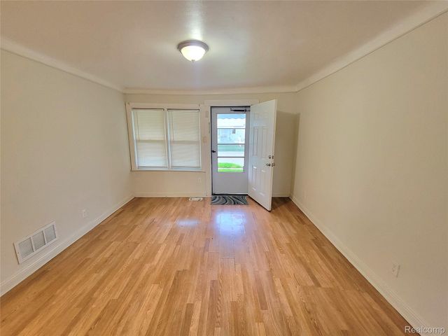 7248 Hupp Avenue, Warren, MI 48091