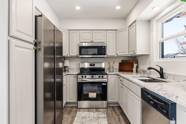 1765 Laird Court SE, Rio Rancho, NM 87124