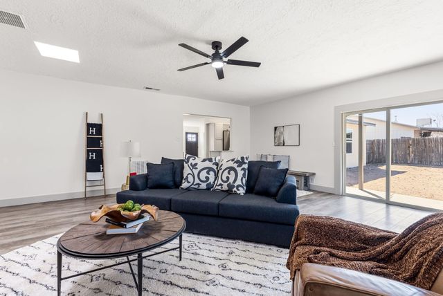 1765 Laird Court SE, Rio Rancho, NM 87124