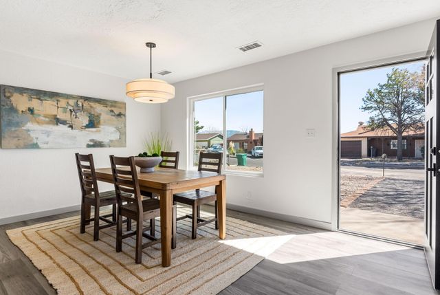 1765 Laird Court SE, Rio Rancho, NM 87124