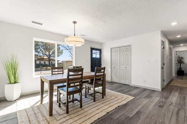 1765 Laird Court SE, Rio Rancho, NM 87124