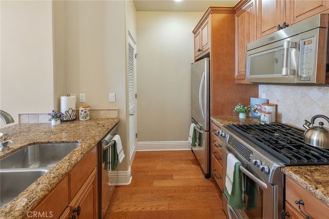 901 Deep Valley Dr 213, Rolling Hills Estates, CA 90274