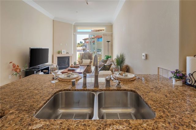 901 Deep Valley Dr 213, Rolling Hills Estates, CA 90274