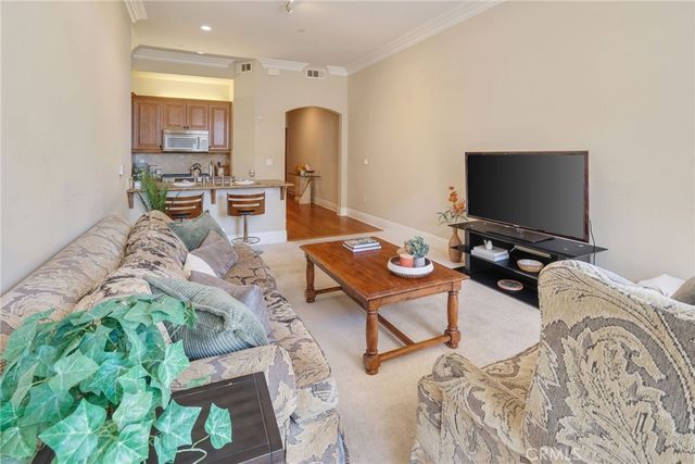 901 Deep Valley Dr 213, Rolling Hills Estates, CA 90274