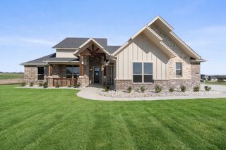 431 Paradise Ridge Drive, Waxahachie, TX 75167