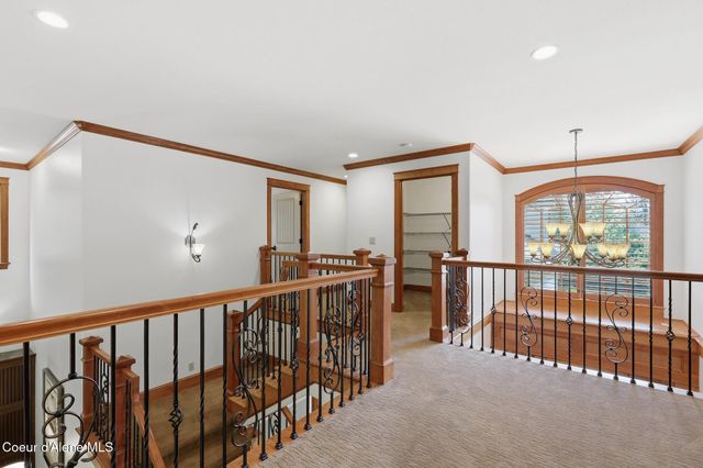 9622 N Country Club DR, Hayden Lake, ID 83835