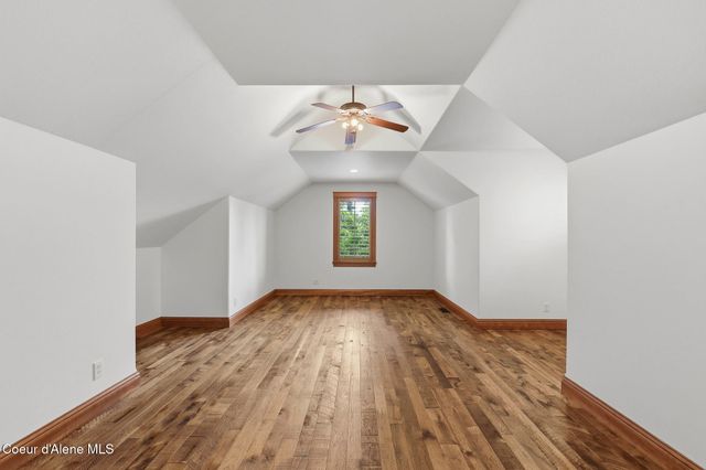 9622 N Country Club DR, Hayden Lake, ID 83835
