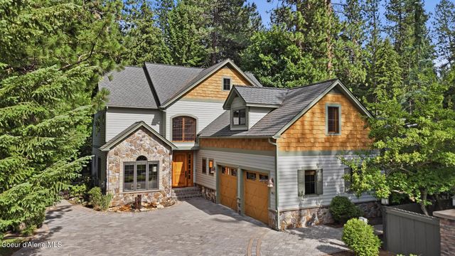 9622 N Country Club DR, Hayden Lake, ID 83835