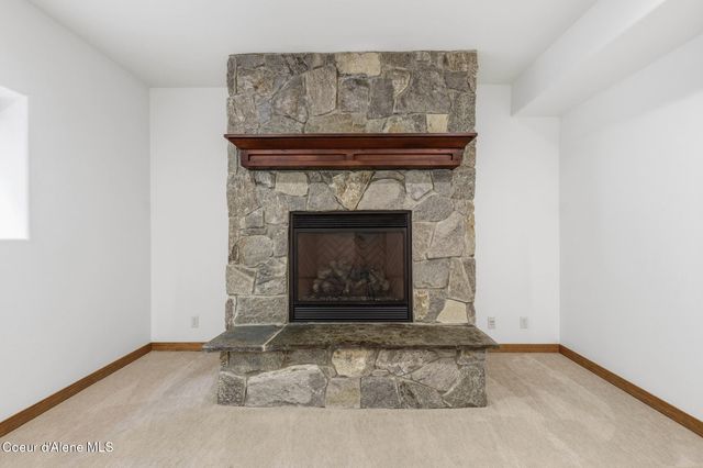 9622 N Country Club DR, Hayden Lake, ID 83835