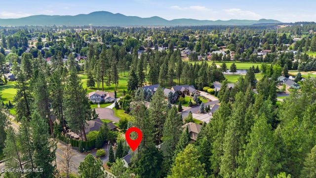 9622 N Country Club DR, Hayden Lake, ID 83835