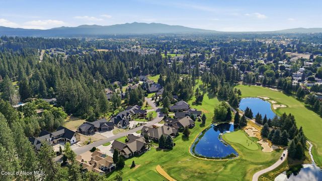 9622 N Country Club DR, Hayden Lake, ID 83835