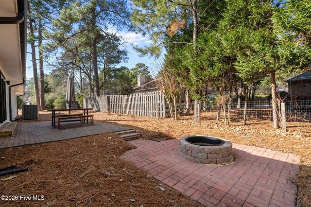 1425 Monticello Drive, Pinehurst, NC 28374