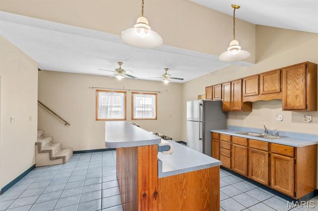 311 S Edwardsville Street, Staunton, IL 62088