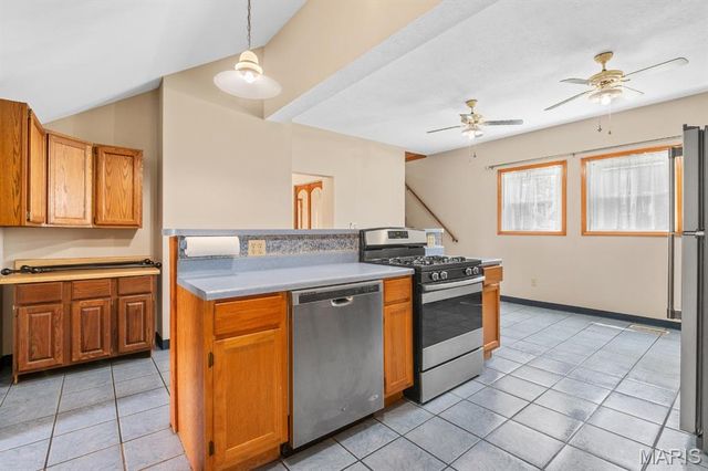 311 S Edwardsville Street, Staunton, IL 62088