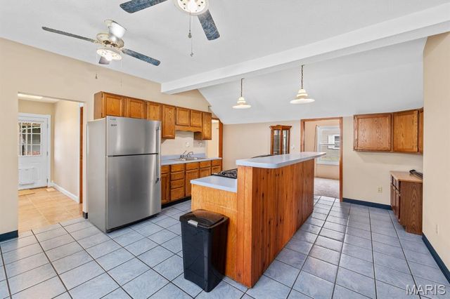 311 S Edwardsville Street, Staunton, IL 62088