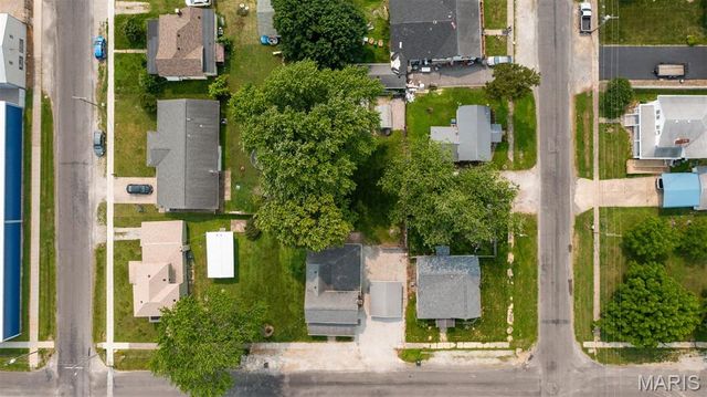 311 S Edwardsville Street, Staunton, IL 62088