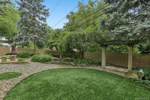 3745 Locust Avenue, Seaford, NY 11783