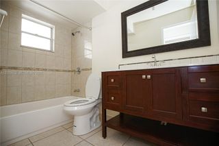 232 NE 12th Avenue 103, Hallandale Beach, FL 33009