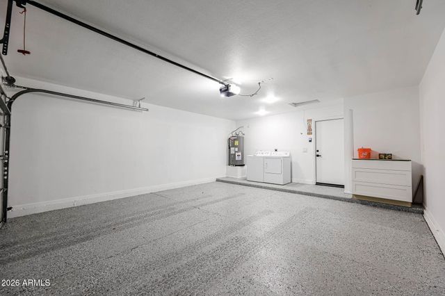 8445 W PIERSON Street, Phoenix, AZ 85037