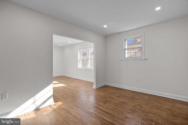 21 N FRANKLIN ST, Doylestown, PA 18901