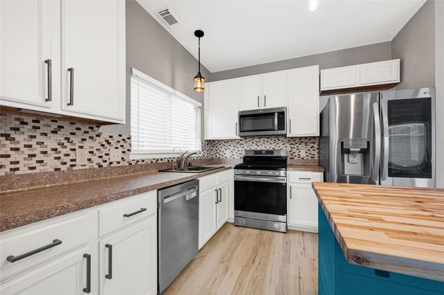 21831 Mossy Field Lane, Spring, TX 77388